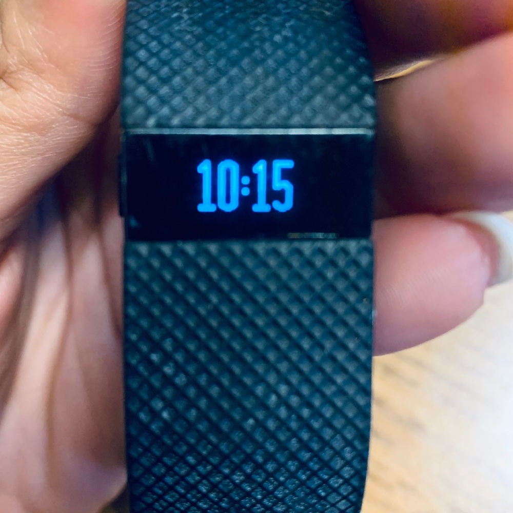Fitbit Hr - image 2